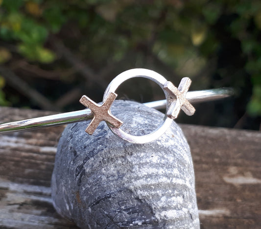 Silver and Gold Hugs and Kisses Bangle