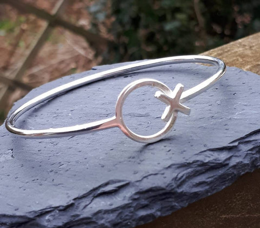 Hugs and Kisses Silver Bangle